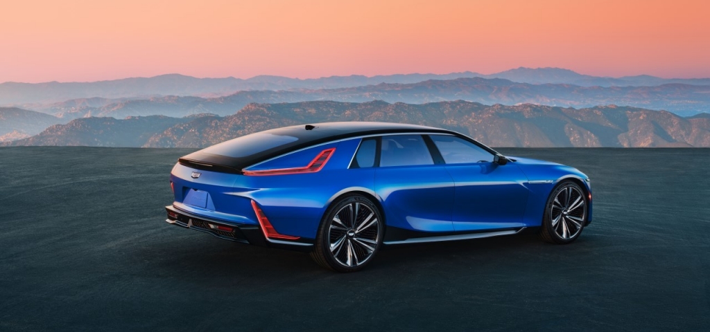 1028_Cadillac_Celestiq